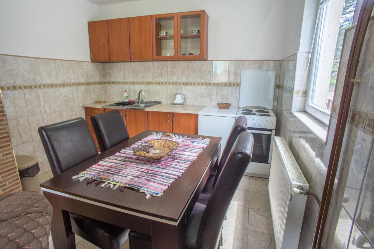 Apartments Dedeic Žabljak Екстериор снимка